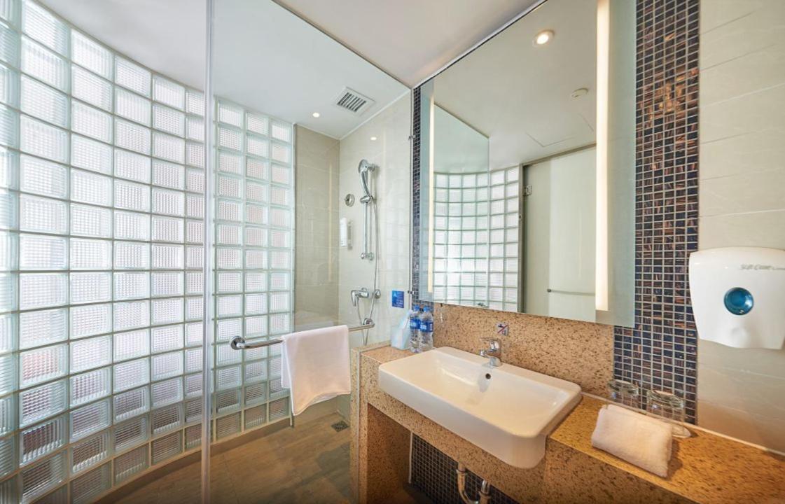 Holiday Inn Express Shanghai Jiading Industry Park By Ihg Kültér fotó