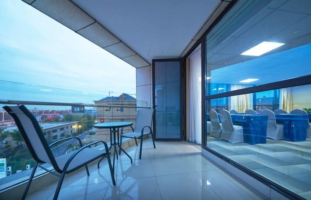 Holiday Inn Express Shanghai Jiading Industry Park By Ihg Kültér fotó